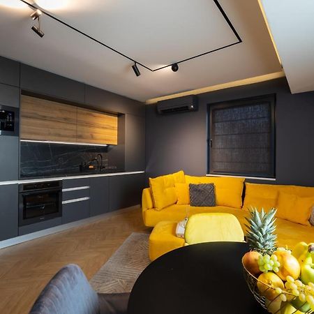 Topaz Beachfront Apartment Varna Ngoại thất bức ảnh