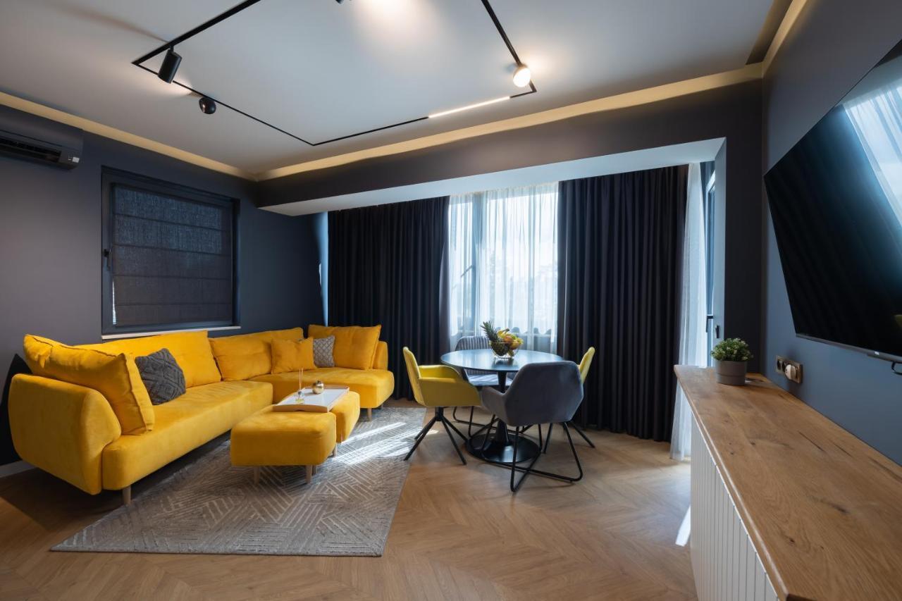 Topaz Beachfront Apartment Varna Ngoại thất bức ảnh
