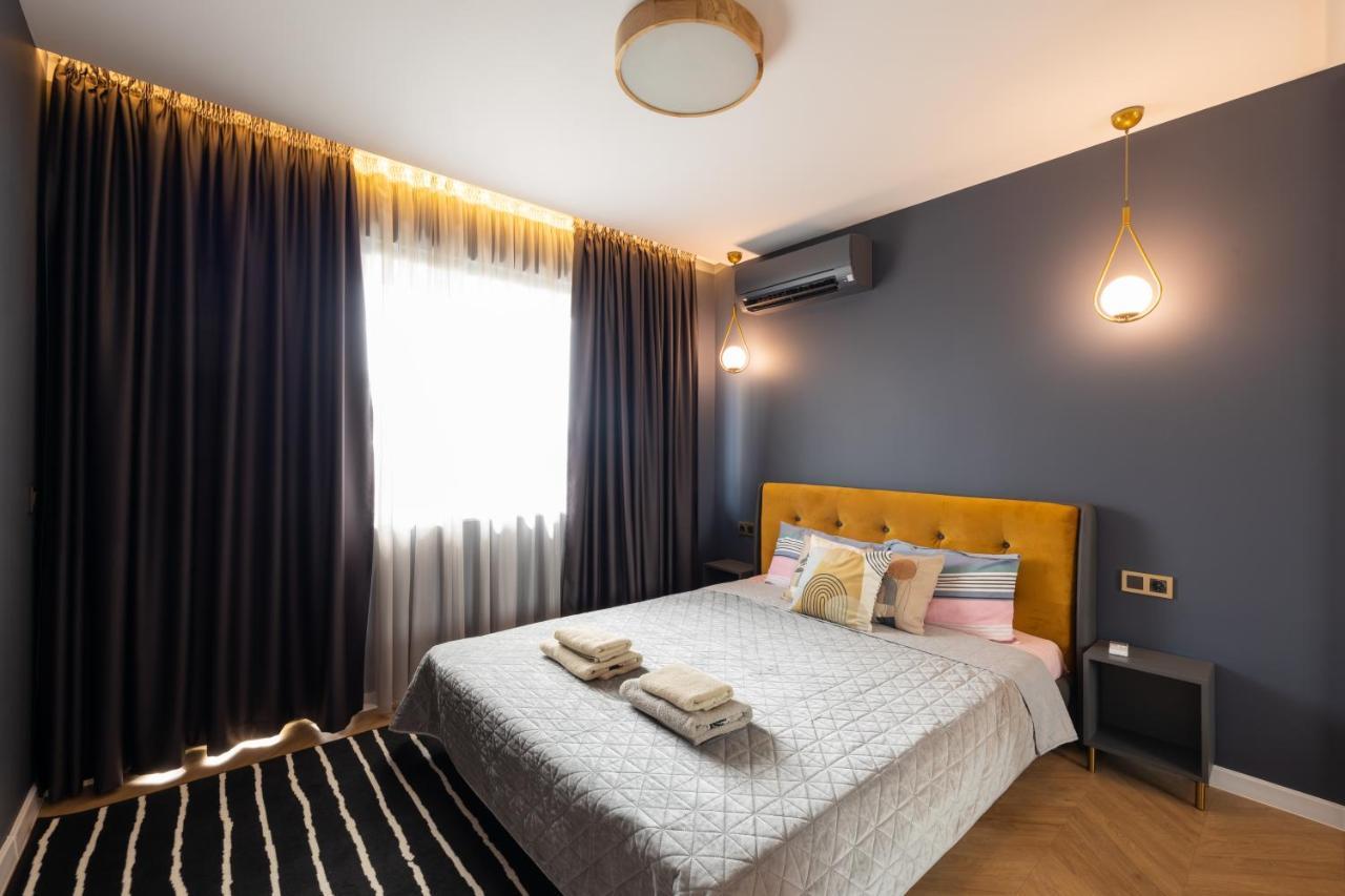 Topaz Beachfront Apartment Varna Ngoại thất bức ảnh