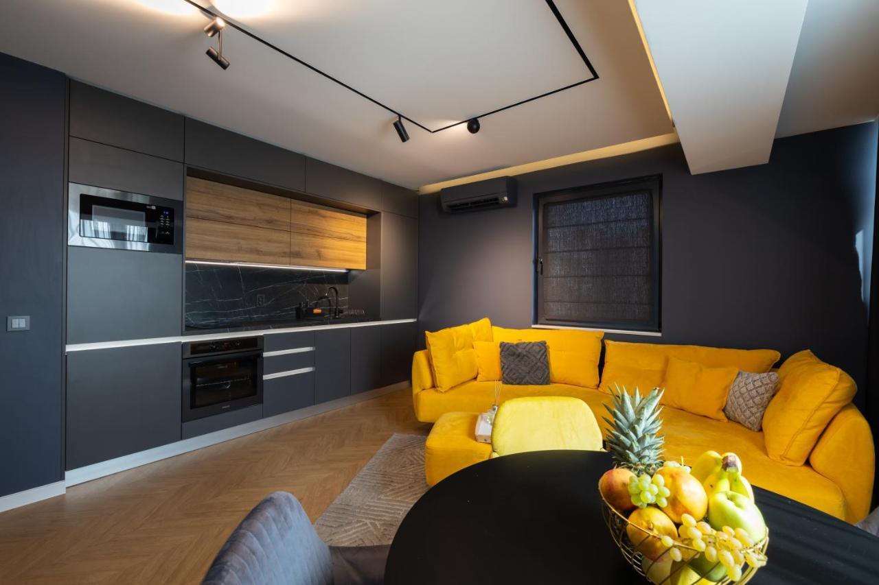 Topaz Beachfront Apartment Varna Ngoại thất bức ảnh